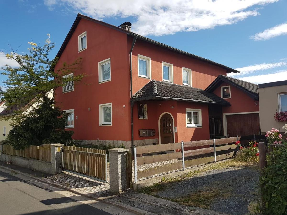 Gaestehaus Aurelia Wiesau Eksteriør billede